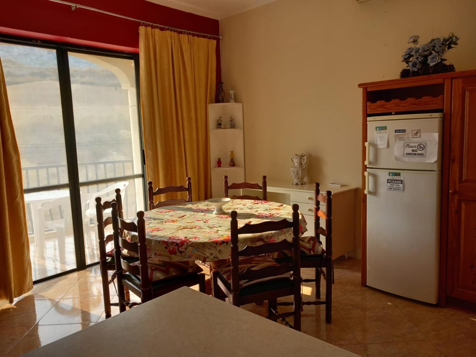 Spacious Apartment In Marsalforn, Gozo מראה חיצוני תמונה